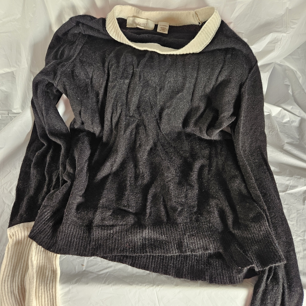 Women's Black and Cream Sweater